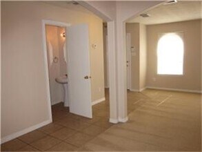 5020 Deer Path Dr in Conroe, TX - Building Photo - Building Photo