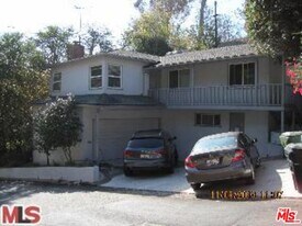 3251 Blair Dr in Los Angeles, CA - Building Photo