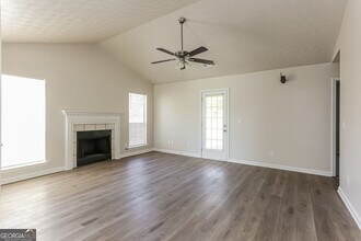 8147 Mountain Pass in Riverdale, GA - Building Photo - Building Photo