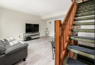 4862 Stoneybrook Blvd in Hilliard, OH - Building Photo - Building Photo