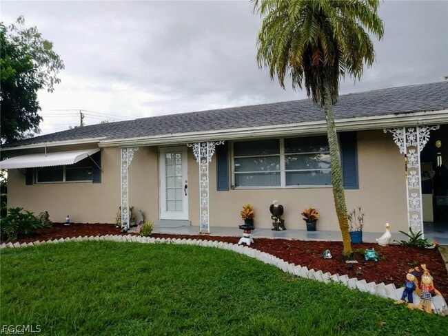 312 Grovewood Ave S in Lehigh Acres, FL - Building Photo - Building Photo