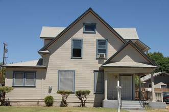 313 Florence St in Turlock, CA - Building Photo - Building Photo