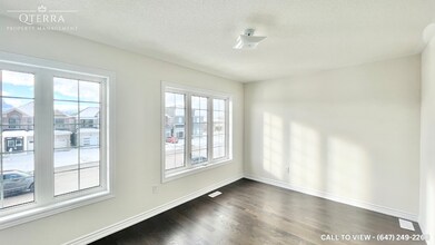 148 Terry Fox Dr in Barrie, ON - Building Photo - Building Photo