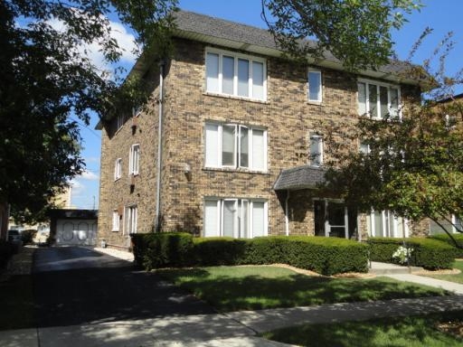 10724 S Kilpatrick Ave in Oak Lawn, IL - Building Photo