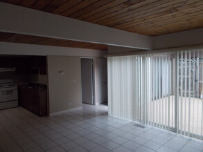 920 E Shady Way, Unit 6 in Arlington Heights, IL - Building Photo - Building Photo