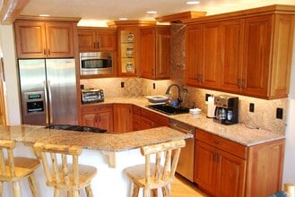 2410 Deer Lake Dr in Park City, UT - Building Photo - Building Photo