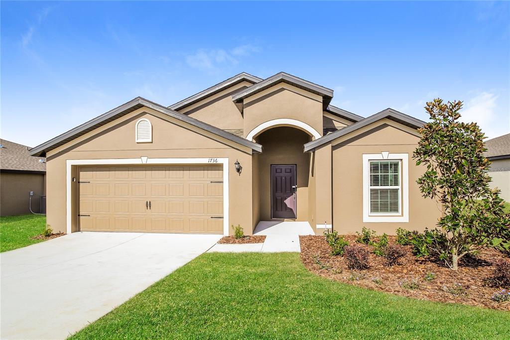 1736 Canaan Lp in Dundee, FL - Building Photo