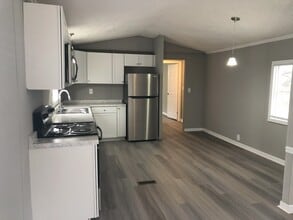 295 E Wright St in Winder, GA - Building Photo - Building Photo