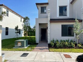 945 NE 211th St in North Miami Beach, FL - Building Photo