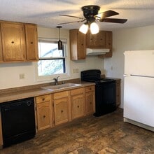 159 Abbey Fields Ln, Unit 159 in Hendersonville, NC - Building Photo - Building Photo