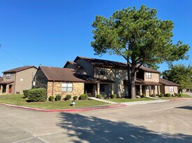 REGENCY PLACE APARTMENTS