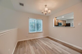 5802 Kayview Dr in Austin, TX - Building Photo - Building Photo