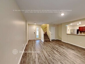 8670 Chaletford Dr in Houston, TX - Building Photo - Building Photo