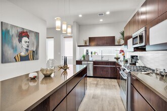 2209 Padron Pl in Houston, TX - Building Photo - Building Photo