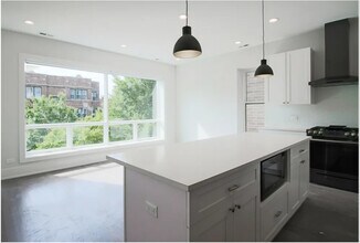 3415 N Bosworth Ave in Chicago, IL - Building Photo - Building Photo