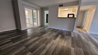 1509 Lincoln Way, Unit 104 in McLean, VA - Building Photo - Building Photo