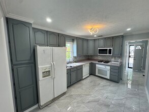 653 E Old Hickory Blvd in Nashville, TN - Building Photo - Building Photo