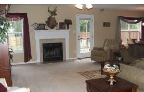 587 Americana Dr in Raeford, NC - Building Photo - Building Photo