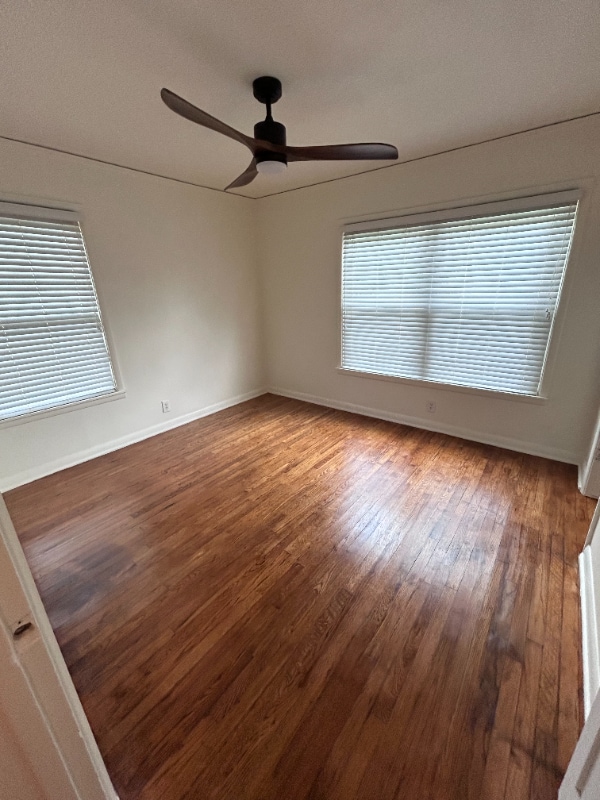 property at 1003 W Bluebonnet Dr
