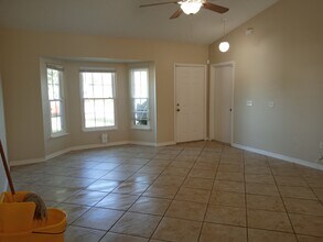 14024 Higgins St in Spring Hill, FL - Building Photo - Building Photo