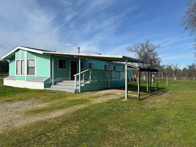 property at 4905 Pinehurst Rd