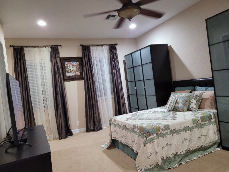 139 Edenberry Ave in Jupiter, FL - Foto de edificio