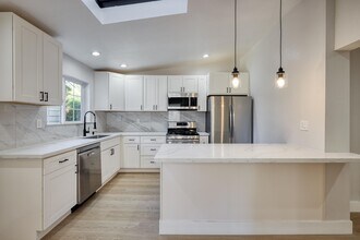 2915 Filbert St in Emeryville, CA - Building Photo - Building Photo