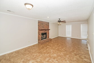 476 Griffon Dr in Memphis, TN - Building Photo - Building Photo