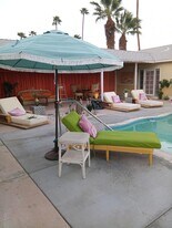 315 E Stevens Rd in Palm Springs, CA - Building Photo