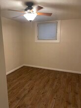 254 E 4th Ave, Unit Apt in The Avenues in Chico, CA - Foto de edificio - Building Photo
