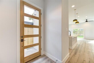 3714 Mainer St in Houston, TX - Building Photo - Building Photo