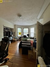 591 Beacon St, Unit 1 in Boston, MA - Foto de edificio - Building Photo