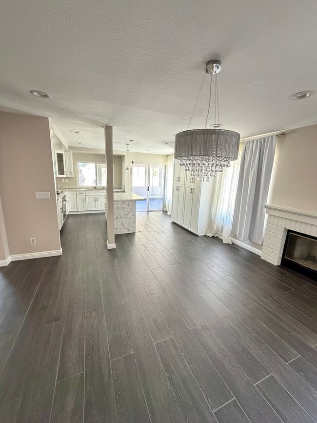 2923 Flanagan Dr in Simi Valley, CA - Building Photo - Building Photo