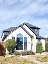 1037 Paradise Cove in Carrollton, TX - Building Photo - Building Photo