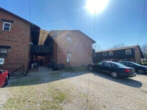 Storyboard on 10th in Mascoutah, IL - Building Photo - Building Photo