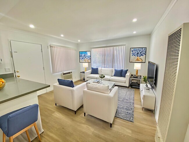 144 S Westmoreland Ave, Unit 07 in Los Angeles, CA - Foto de edificio - Building Photo