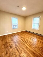 229 Ash St in Lewiston, ME - Building Photo - Building Photo