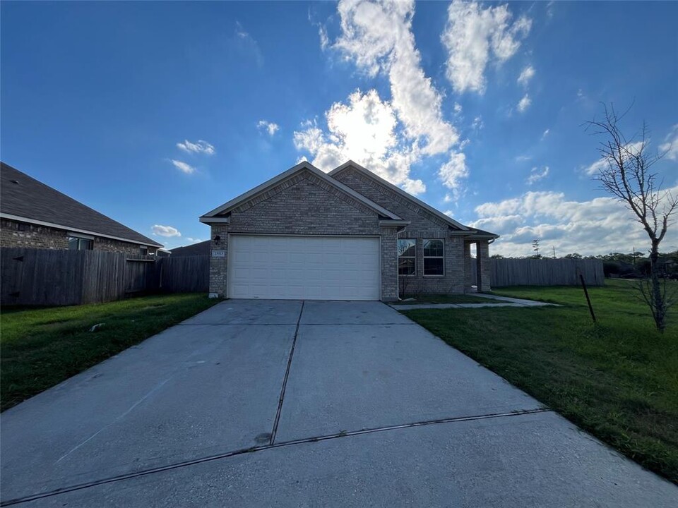 23023 Black Mountain Ash Ct in Tomball, TX - Building Photo