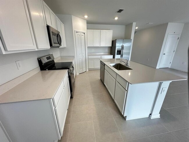 3358 Alexander Dr in Lake Wales, FL - Building Photo - Building Photo