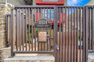 11124 Burbank Blvd, Unit 311 in North Hollywood, CA - Building Photo - Building Photo