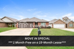 171 Bradford Cir in Tuscaloosa, AL - Building Photo