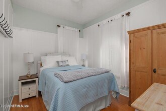 251 Charlotte St in St. Augustine, FL - Foto de edificio - Building Photo