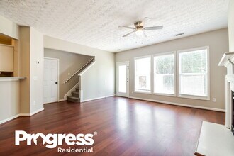 237 Winterbury Dr in Canton, GA - Building Photo - Building Photo