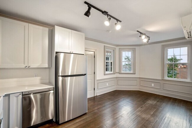 9 Dana St in Cambridge, MA - Building Photo - Building Photo