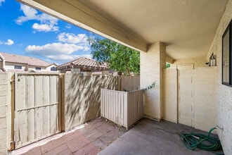 455 S Mesa Dr in Mesa, AZ - Foto de edificio - Building Photo