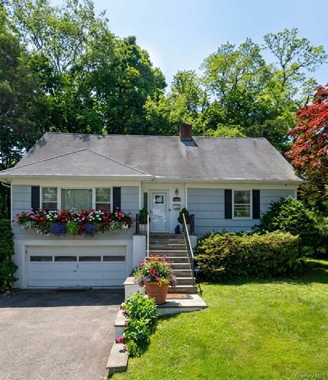 property at 1035 Shore Acres Dr