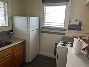 169 Panaewa St in Hilo, HI - Foto de edificio - Building Photo