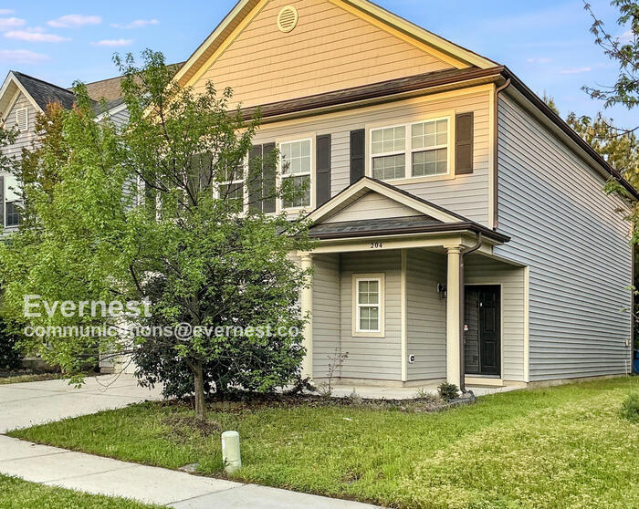 204 Mainline Station in Morrisville, NC - Building Photo