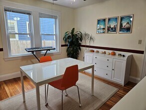 152 Raymond St in Cambridge, MA - Building Photo - Building Photo