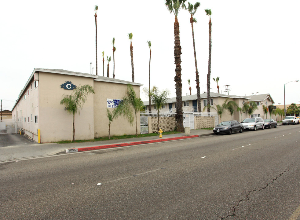 The Blue Terrace in Bellflower, CA - Building Photo